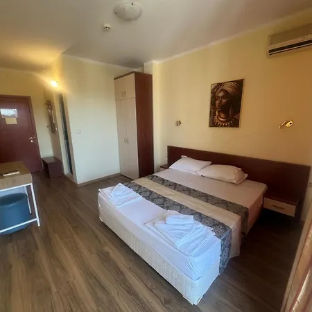 Bm Complex Szálloda Napospart